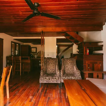 Aqua Oceanfront Hotel Resort-2